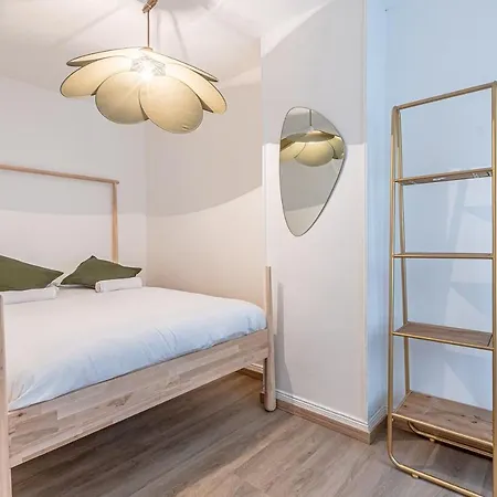 Les Cocktails Apartment